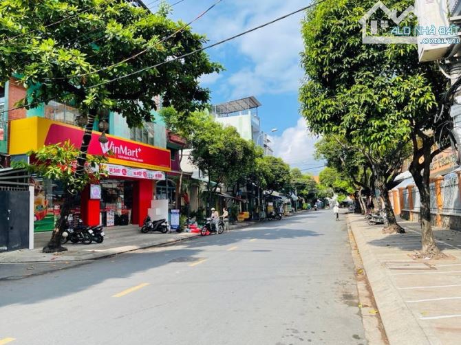 Bán nhà đường Văn Cao, DTSD 56m, giá nhỉnh 4 tỷ - 6