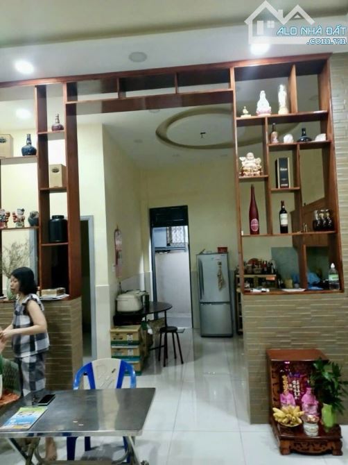 NHÀ 4 TẦNG ĐƯỜNG HỒNG BÀNG -  7X9.5 - DTCN 66M2 - 6PN --6 TỶ I - 6