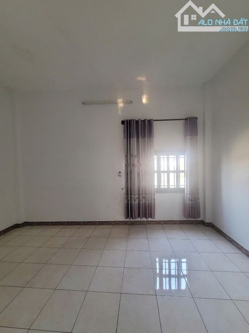 6Tỷ8__72m2__Kinh Doanh OK__Nhà 1T2L Mặt tiền đường Nguyễn Trung Trực__gần chợ Dĩ an 1 - 6
