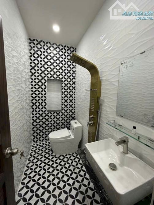 NHÀ ĐẸP KHU TÊN LỬA – HẺM THÔNG Ô TÔ – NGANG KHỦNG 5M – CHỈ 7.9 TỶ Đường số 6, P. An Lạc A - 6