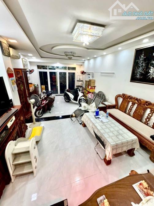 BÌNH PHÚ Q6..BIỆT THỰ 5 TẦNG..THANG MÁY..114M2..CHỈ 20.5 TỶ - 6