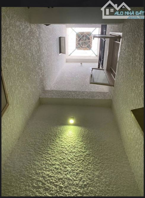 Hẻm ô tô đậu cửa nhà 4 tầng 50m² phan huy ích p12 giá 6ty6 - 6