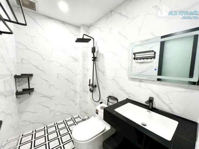 CÔ HOA CẦN BÁN GẤP CĂN NHÀ ĐƯỜNG TRƯƠNG ĐỊNH, QUẬN 3. GIÁ 4 TỶ 890 - DT 68.85M2. SHR - 6