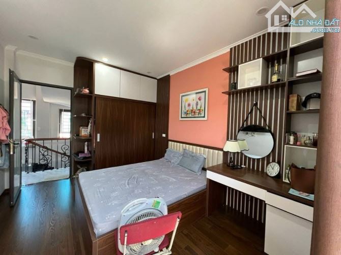 🏡 Bán nhà Hoàng Như Tiếp, Long Biên, 50m2 x 4 tầng, Dân xây, 2 mặt ngõ, 9 tỷ 1 - 6