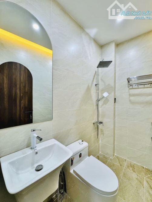 💯 NHÀ ĐẸP XÔ VIẾT NGHỆ TĨNH UNG VĂN KHIÊM - P25 BÌNH THẠNH - HẺM 3,5M - 3 TẦNG BTCT - GIÁ - 6