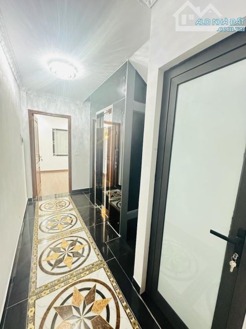 Bán nhà 5 tầng phố Quan Hoa, Thang Máy, Giá 12.8 tỷ - 6