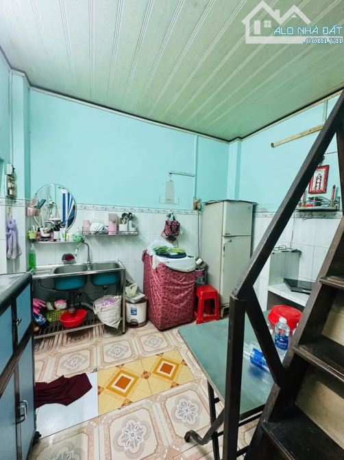 Bán nhà mặt tiền Trần Thủ Độ,P.Phú Thạnh,Q.Tân Phú,dt: 3,7 x 8 nhà xây 2 tầng 3 Tỷ 28. - 6