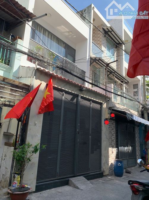 Bán nhà Bình Hưng Hòa A, Bình Tân, 44m2, 2 tầng Hẻm xe hơi, giá chỉ 3,95 tỷ - 6