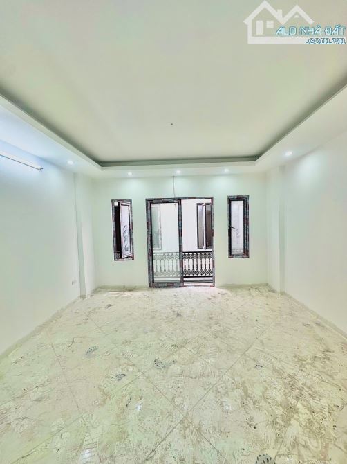🏡Nhà mới đường Phú Diễn - gần đường HỒ TÙNG MẬU dt 45m2 xây 5 tầng nhỉnh 9 Tỷ - 🌺 Ô TÔ Đ - 6