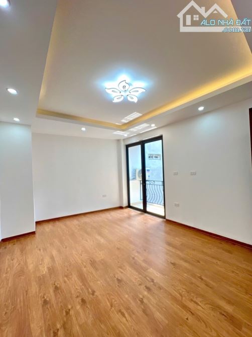 Nhà mới ở ngay Khâm Thiên nội thất đẹp ngõ bagac gần oto ở sướng - 6