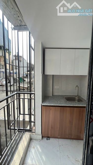Cho Thuê CCMN Ngõ 87 Yên Xá Thanh Trì 25m2 Gác Xép Bếp Riêng Ban Công Thang Máy Gần Chợ - 6