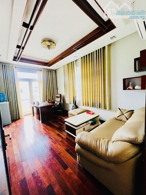 Biệt Thự 10x18m 1 Lầu Khu Vip Toàn Villa Biệt Thự-Gần Lê Trọng Tấn-Aeon Tân Phú - 6