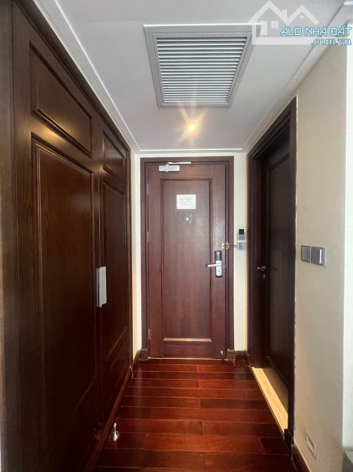 Bán khách sạn 12 tầng MP Hàng Gai 330m² - 91 phòng - 280 tỷ - 7