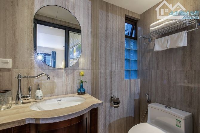 Khách sạn mặt phố Hàng Bông, phố du lịch, DT: 140m2 - 160 tỷ hiếm độc đẹp, dòng tiền cao - 7