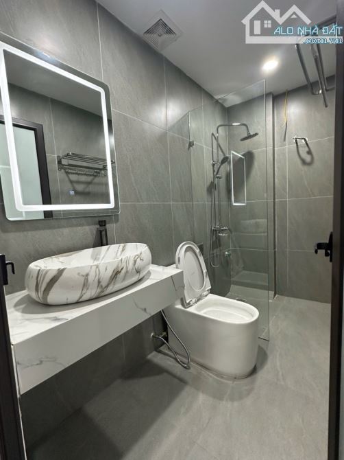 Trung tâm Đống Đa gần oto thang máy nhập khẩu hàng hiếm phải thật nhanh - 7
