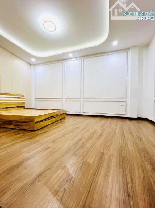 🆘🆘SIÊU GẦN PHỐ!15 M RA PHỐ -4 TẦNG ĐỘI CẤN - BA ĐÌNH-CHỈ HƠN 7 TỶ - 7