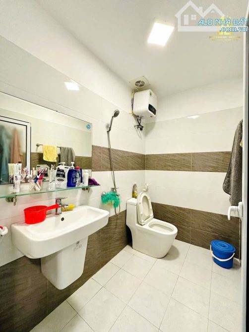 Nhà đẹp 5 tầng mặt ngõ Lạch Tray, Ngô Quyền, Hải Phòng. Ô tô vào tận nhà. - 7