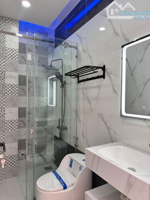 Bán nhà đường số Cư Xá Đô Thành, Quận 3. Giá chỉ 3,92Tỷ/ 4x16,4m. Đường 4,5m có bãi đổ ôtô - 7