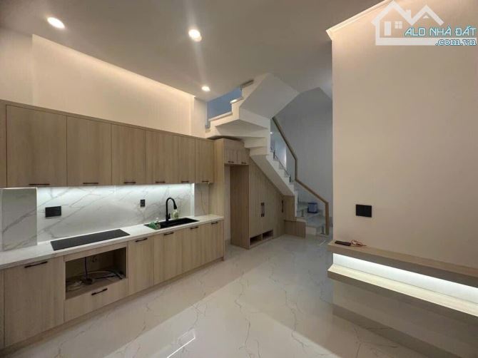 Bán Nhà Đường Cầu Dứa -Nhà 2 Tầng -3PN -Sổ Hồng Hoàn Công - 7