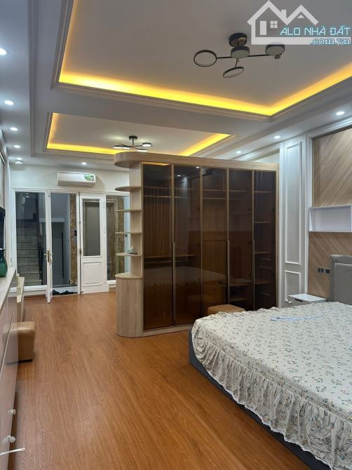 Cần bán siêu phiểm 6 tầng thang máy ngõ 106 Hoàng Quốc Việt, ô tô tránh - 7