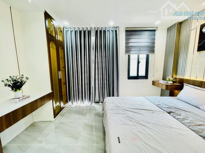 Nhà Bán đường Lê Trực, Phường 7, Bình Thạnh giá 2 tỷ 150- 32m2 nhà 2 lầu có sân thượng,shr - 7