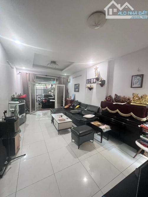 Bán Gấp! HXH Đường Nguyễn Thái Bình, Phường 12, Tân Bình DTCN 90m2 Khu KDSầm Uất Giá12,4TỶ - 7