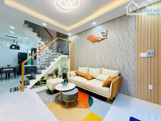 🏠 Hàng hiếm / Nhà Vườn Chuối,P4,Quận 3 / Giá 3tỷ300, DT 45m2 + 2PN,dòng tiền sẵn 13tr/1th - 7