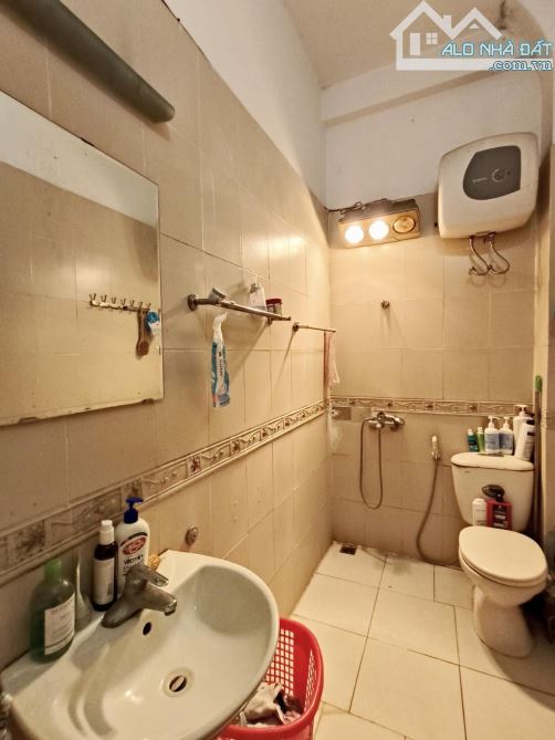 Chùa Láng lõi Đống Đa dân xây nhiều tiện ích hàng hiếm phải thật nhanh ạ - 7