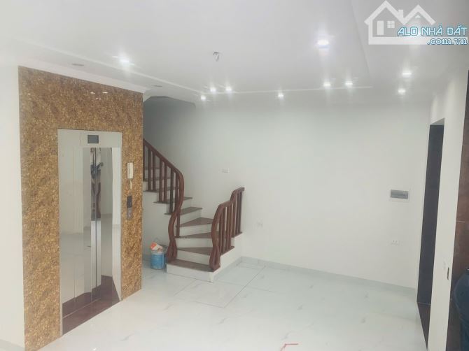 NHÀ 6 TẦNG THANG MÁY XUÂN ĐỈNH, LÔ GÓC OTO TRÁNH, GẦN NGOẠI GIAO ĐOÀN – GIÁ CHỈ 14.3 TỶ - 8