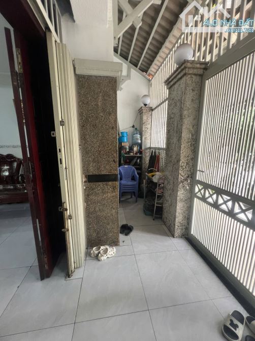 Nhà hẻm xe hơi 8met Dương Bá Trạc Phường 1 Quận 8. Nhà nơ hậu, gần cầu Nguyễn Văn Cừ - 8