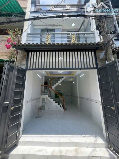 LÊ VĂN QUỚI - HẺM 4M THẲNG TRỤC - 36M2 - 2 TẦNG 2PN 2WC - CHỈ 4.05 TỶ - 8