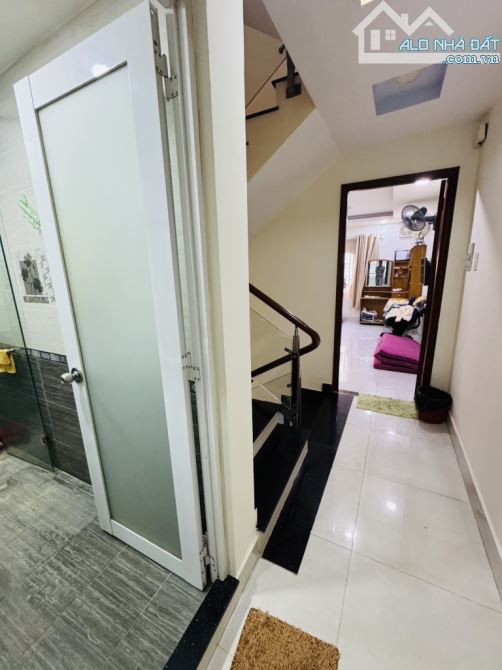 NHÀ MẶT TIỀN..ĐƯỜNG SỐ 4..P11 Q6..4 TẦNG ĐẸP..2 MẶT TIỀN..14.5 TỶ - 8