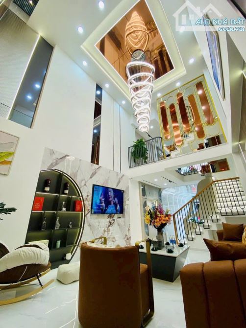 🏡SIÊU PHẨM Hẻm Xe Tải 8m💎 LÊ ĐỨC THỌ, P.13, GÒ VẤP 💎4x15,6M 5 Lầu 3PN 7WC💵9,5 Tỷ - 8