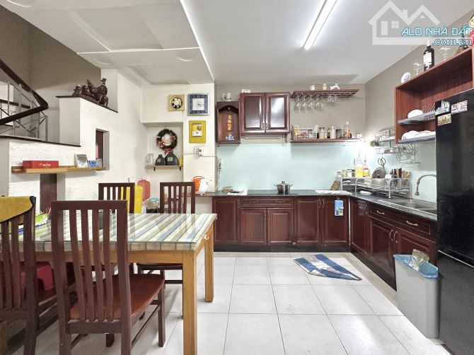 NHÀ BẠCH ĐẰNG 50m2 4 TẦNG 4 PN - HẺM OTO KINH DOANH - GIÁ 12.2T - 8