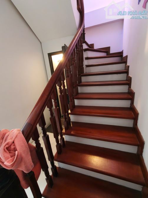 5m ra Phố Tam Khương, ngõ thông, nhà dân xây 6 tầng đẹp sổ 32m2. Kdoanh + CTY. Giá 8.5 tỷ - 8