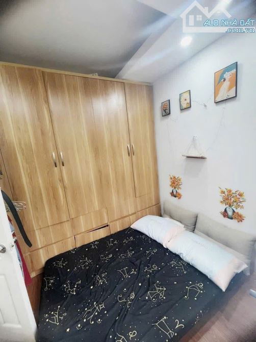 BÁN CĂN HỘ CCMN CỰC THOÁNG MÁT CHÙA LÁNG, ĐỐNG ĐA, VIEW HỒ LỘNG GIÓ  DT 55m, 2pn, 1vs - HƠ - 8