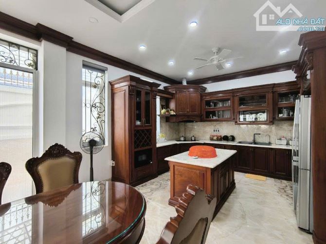 🌹BIỆT THỰ MẶT TIỀN KHU BIỆT LẬP - KHU CỰC VIP, CẠNH EMART, PHAN VĂN TRỊ - 44TỶ - 8