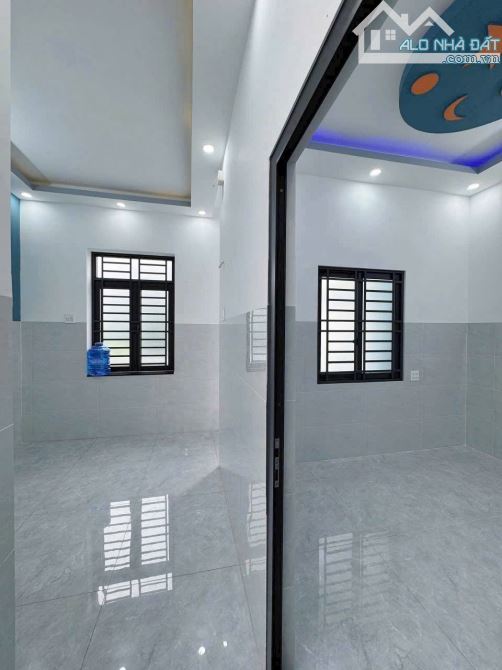 Bán Nhà Trệt Lầu - Cách Đường Tạ Thị Phi Chỉ 100m - 9