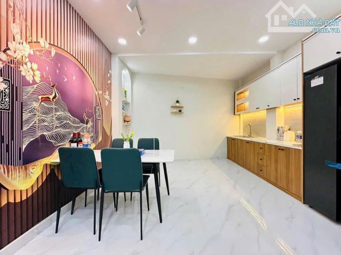 Bán căn nhà ngay đường Tô Hiến Thành, Q10. Giá: 3 tỷ 030tr/ 58,5m2, sổ hồng riêng - 9