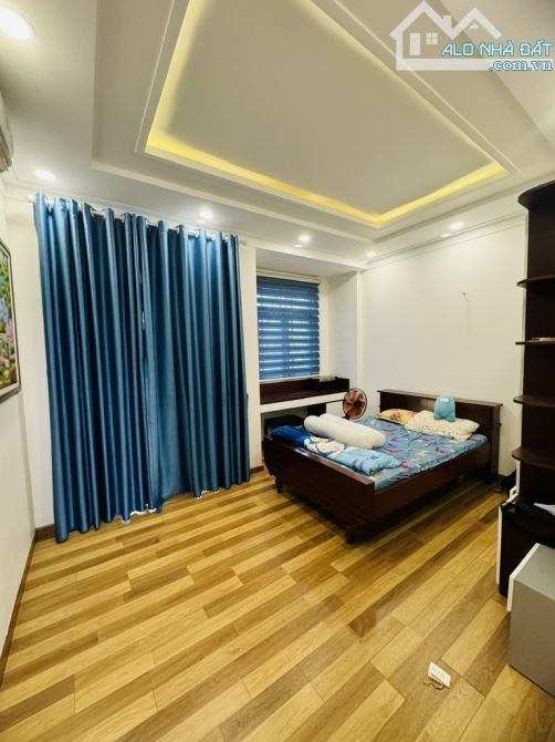 NHÀ ĐẸP HẺM KINH DOANH NGAY 120 LÊ VĂN QUỚI 52M2 3 TẦNG GIÁ 6TỶ THƯƠNG LƯỢNG - 9