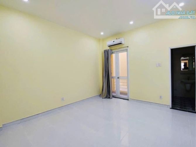 Chốt liền tay – Nhà 1 trệt 2 lầu, nội thất sang, hẻm 78 Khánh Hội, P4 Q4 – Giá mềm 3.89 tỷ - 9