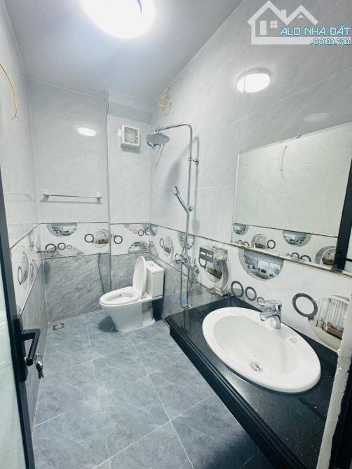 Bán nhà 5 tầng phố Quan Hoa, Thang Máy, Giá 12.8 tỷ - 9