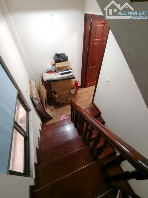 5m ra Phố Tam Khương, ngõ thông, nhà dân xây 6 tầng đẹp sổ 32m2. Kdoanh + CTY. Giá 8.5 tỷ - 9