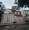 Biệt Thự 3 lầu (9x20m) đường Hùynh Văn Bánh nội khu  Giá: 31Tỷ