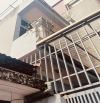 Bán nhà ở luôn, giá cực tốt- Thượng Thanh, Long Biên- 58 m2, dân xây, ô tô gần- Chẵn 5 tỷ
