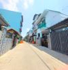 Bán nhà chính chủ 40m2 - hẻm xe hơi - sát Lotte Quận 7 - ngang 4.3m - nhích 3 tỷ