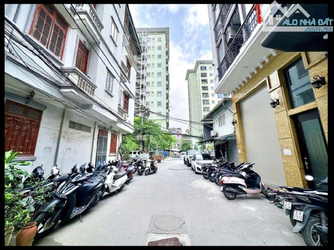 Nhà phố Nguyễn Xiển, Thanh Xuân, Hà Nội 50/55m2, 9 tầng, mt 5.5m, thang máy, 27.5 tỷ