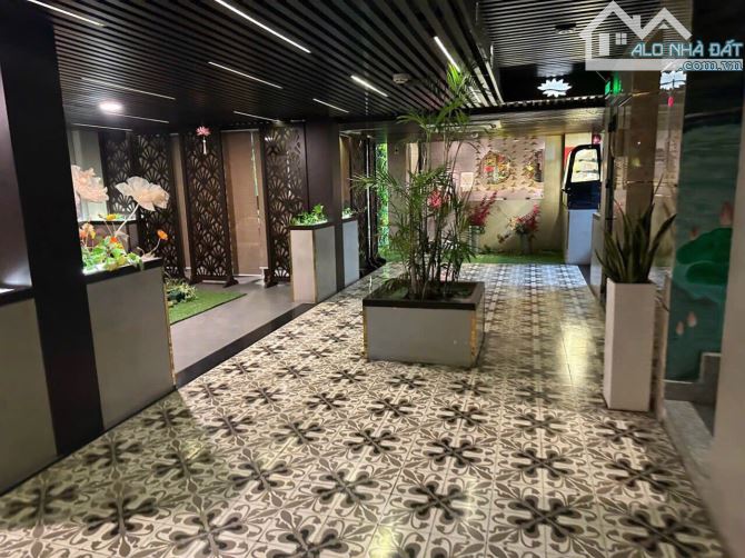 Tòa nhà Sư Vạn Hạnh 11x21m, 1200m2 sàn, H-7 lầu, 72 tỷ