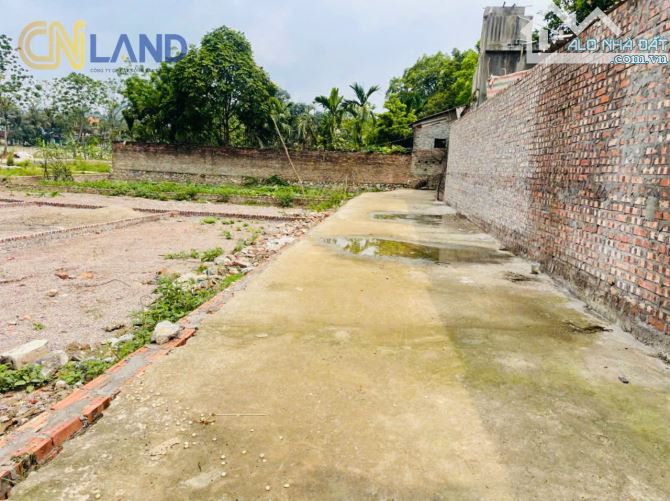 Bán 83m2 Thổ Cư - Sổ Đỏ Hà Nội Gần Sông Thoáng Mát - Giá Rẻ Đầu Tư Xây Nhà Đều Ổn.
