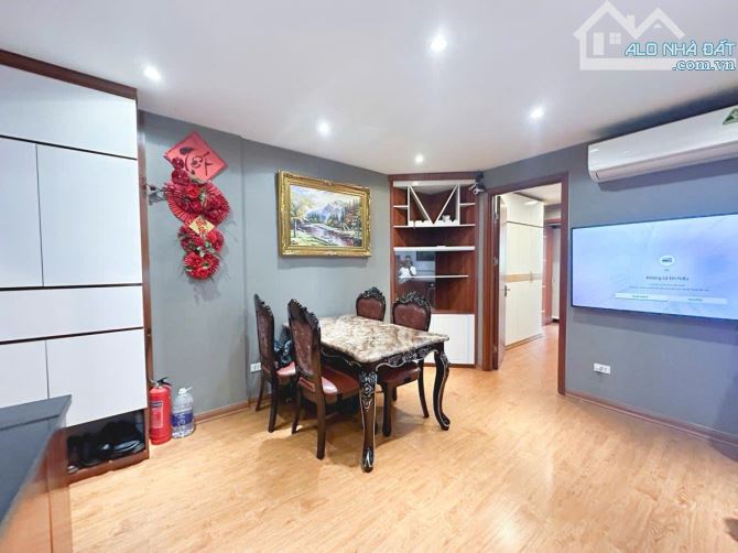 🌟Chỉ 4,55 tỷ chung cư a6 Giảng Võ, Ba Đình, view hồ, 2 thoáng, sổ to, 70m2 2pn full nt🌟